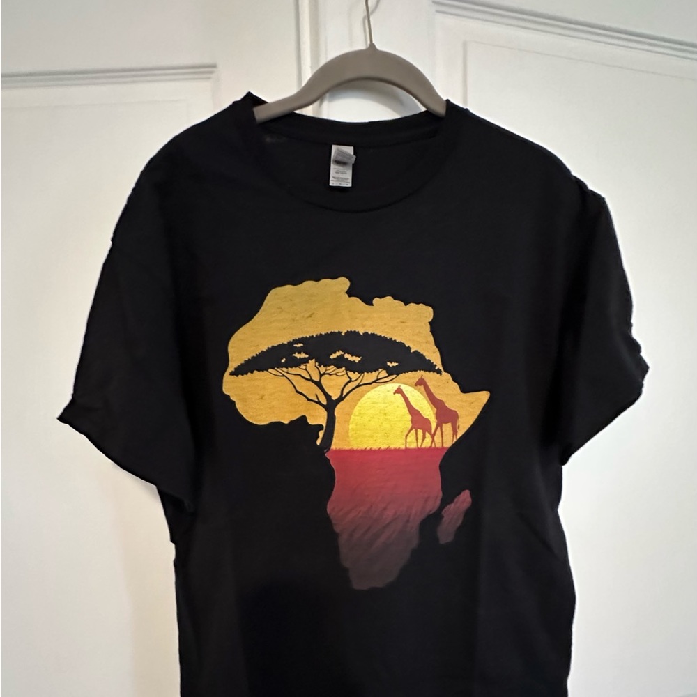 Africa Map Shirt, Animal Print Shirt, Sunset, Size Large